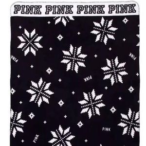 Victoria’s Secret PINK snowflake fairisle blanket